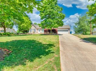 1603 River Trce, Auburn, GA