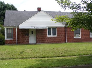 407 Cherokee Village Dr, Kingsport, TN 37660