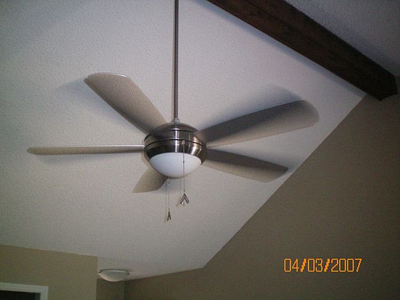 Living Room vaulted ceiling