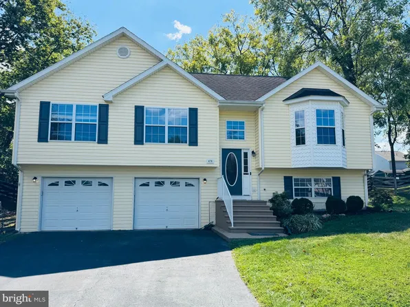 476 Oak Lee Dr, Ranson, WV 25438