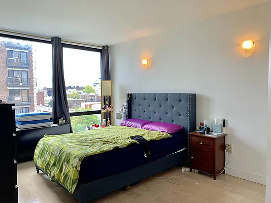 Rented by Compass | media 47