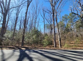 5500 Meadow Rd, Sandston, VA 23150