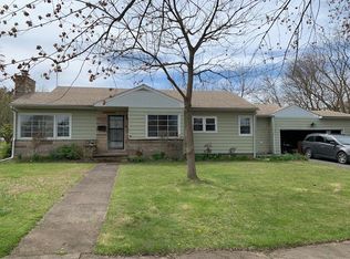 105 Sherwood Dr, Bloomsburg, PA 17815