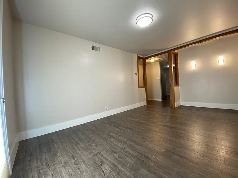 10809 Marchant Cir — Photo 12