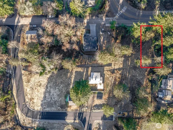 2009 Nisqually Street, Steilacoom, WA 98388