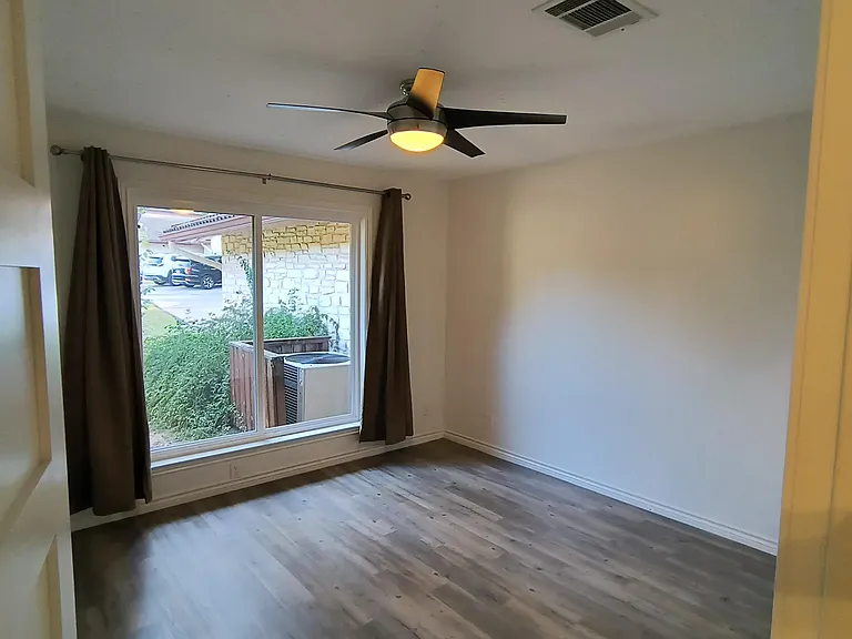 3617 Doe Trl — Photo 10
