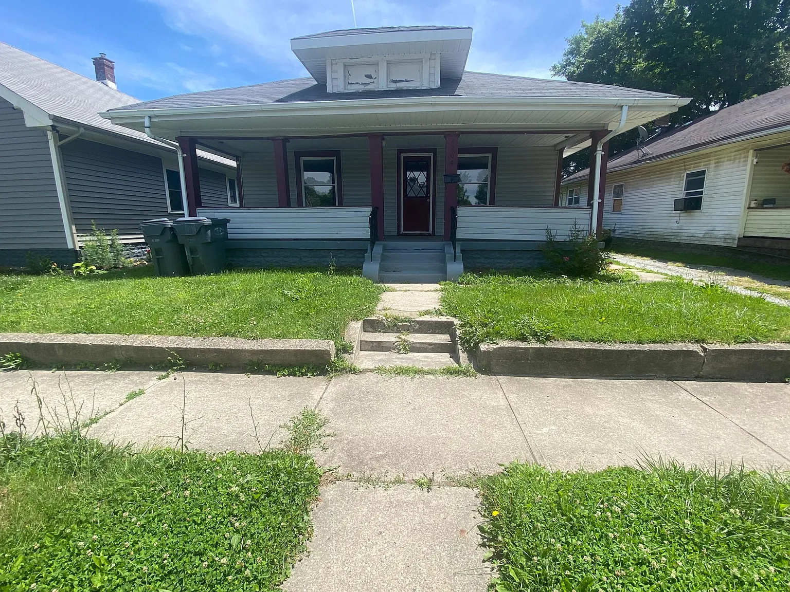 2 bed, 896 sqft, $900 — Photo 1