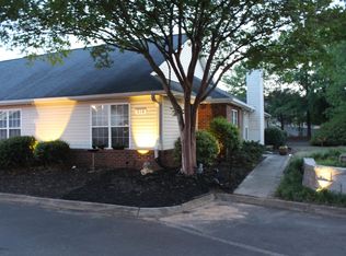 219 Woodruff Park Ln, Simpsonville, SC 29681
