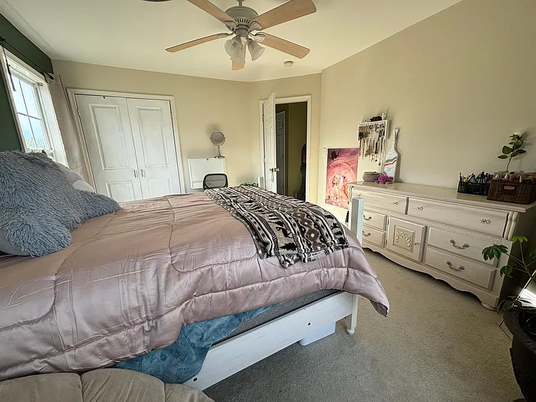 Shelley Cir — Photo 11