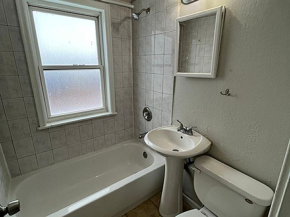 5th image of 3935 4th Ave S APT 203