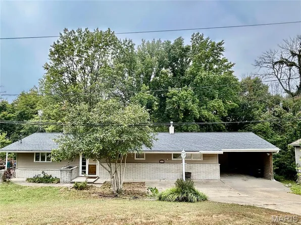 901 Grigg St, Greenville, IL 62246