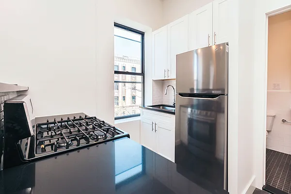 Rented by Nooklyn NYC LLC | media 16