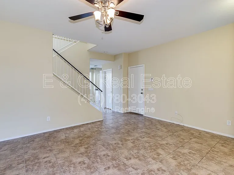 1886 E Don Carlos Ave #126 — Photo 4