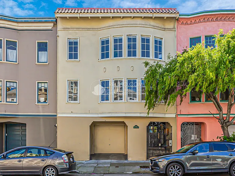 1849 Golden Gate Ave #1 — Photo 2
