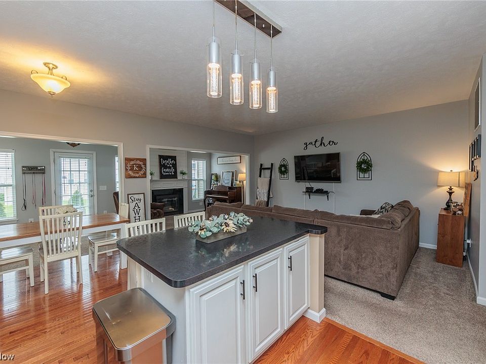 109 Yellowstone Ct, Berea, OH 44017 Zillow