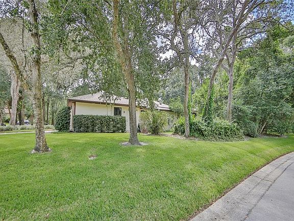 5th image of 200 Ambergate Ct