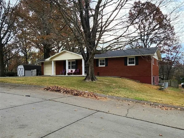 1803 Ricardo Dr, Cape Girardeau, MO 63701