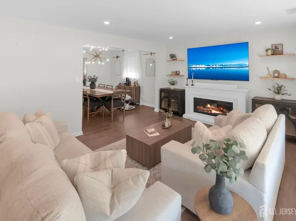 35 Furman Ave, Sayreville, NJ 08872
