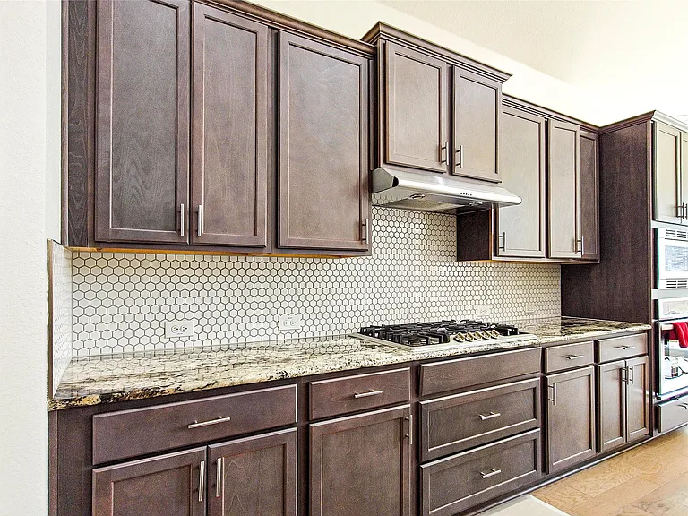 813 Sunny Ridge Dr — Photo 12