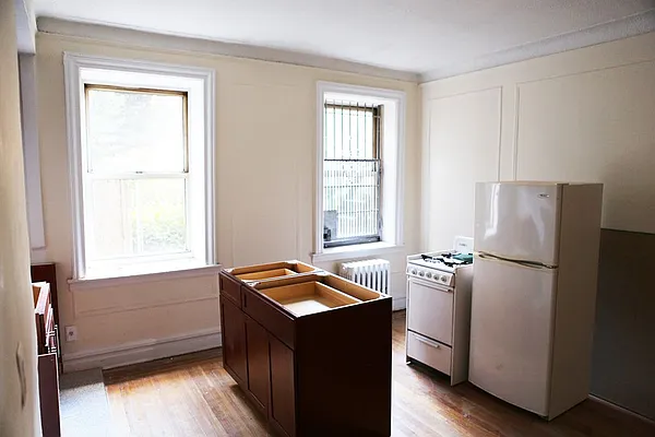 Rented by Chris Stewart, LREB | media 2