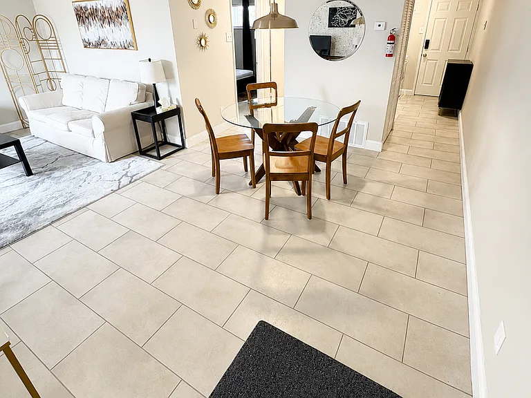 627 Garden Ave #D-2 — Photo 1