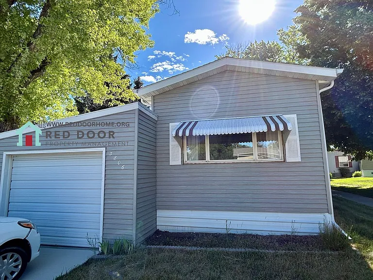 3806 Vigilante Dr — Photo 1