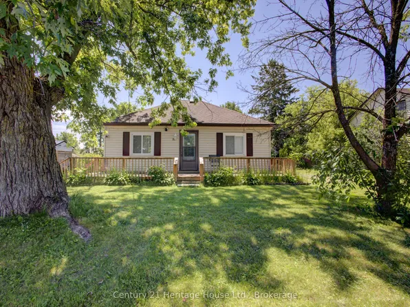 221 Park St W, West Grey, ON N0G 1R0