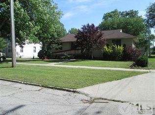349 Jackson Ave, Muskegon, MI 49442