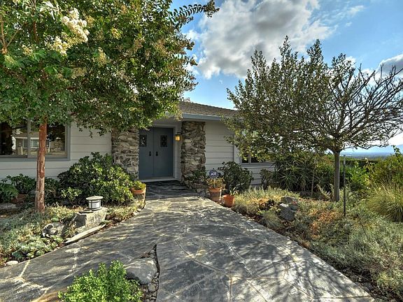 3rd image of 3694 El Grande Dr