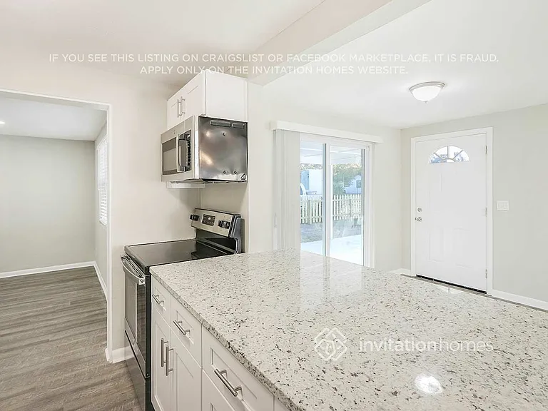 1912 E 19th Ave — Photo 9