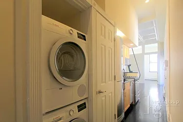 Rented by Hecht Group