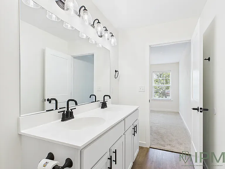 2582 Emma Ln — Photo 7