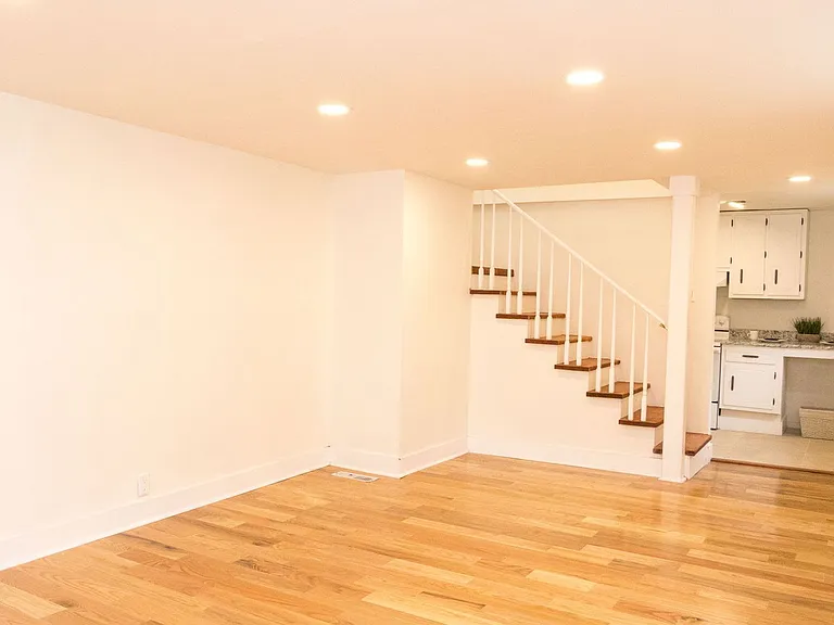 814 N Germantown Rd — Photo 5