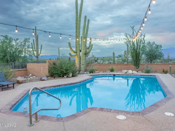 6040 W Peregrine Way, Tucson, AZ 85745