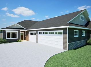 722 Sunflower Rd, Brookings, SD 57006