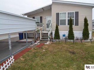 15013 E Plz, Omaha, NE 68137