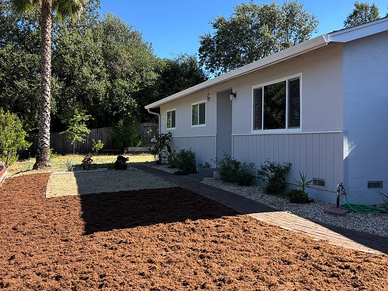30 E Cherry Creek Rd — Photo 20
