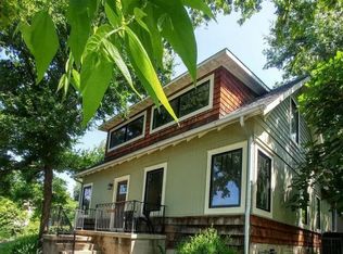 2110 De Verne St, Austin, TX 78704