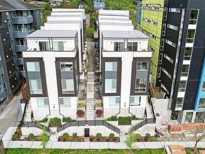 3104 SW Avalon Way #A, Seattle, WA, 98126