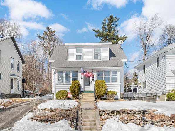 28 Barnard Rd, Worcester, MA 01605