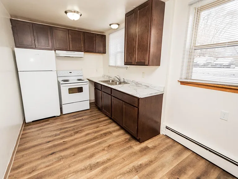 McCarron's View Apartments — Photo 11