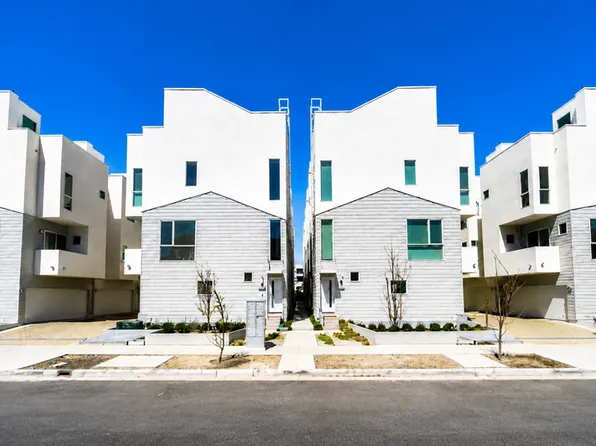 10917 1/2 Otsego St, North Hollywood, CA 91601