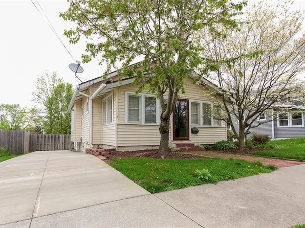293 E Cassell Ave, Barberton, OH 44203