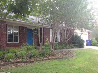 3 Diamond Pointe Cv, Maumelle, AR 72113