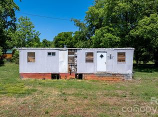 116 E 13th St, Newton, NC 28658