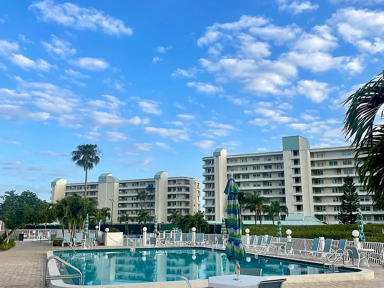 7872 Sailboat Key Blvd S — Photo 44