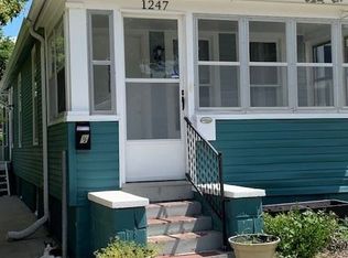 1247 S 14th St, Omaha, NE 68108