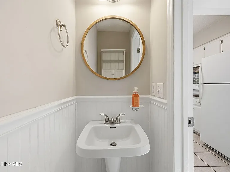 2117 Canyon Dr — Photo 27