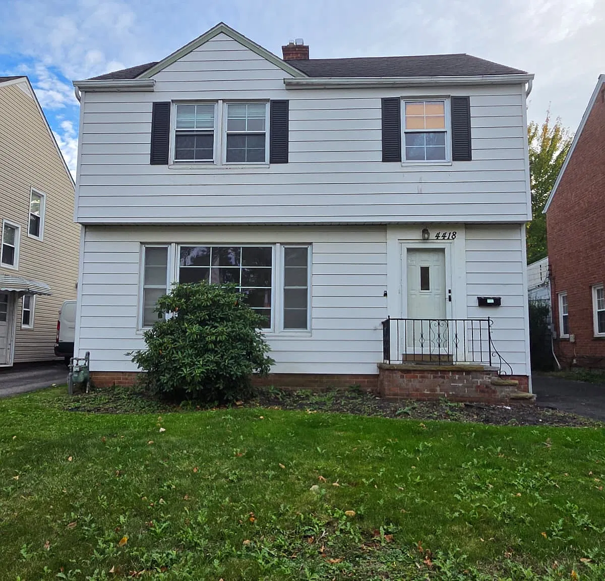 3 bed, 1894 sqft, $1,950 — Photo 1