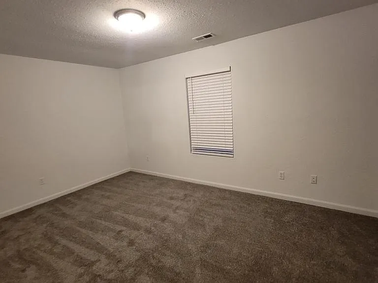 212 Kronos Dr #A — Photo 4
